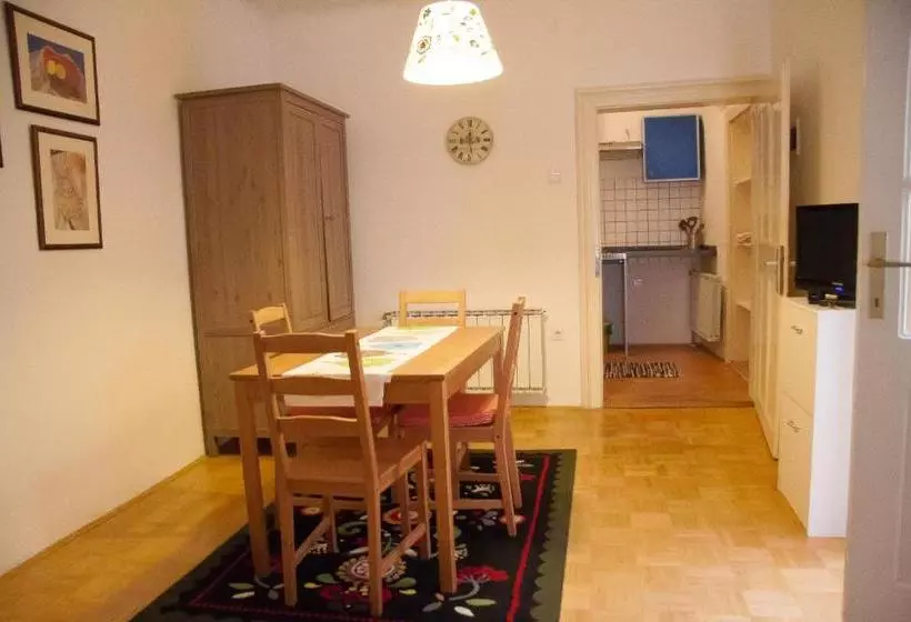 پانسیون Baščaršija Apartments & Rooms