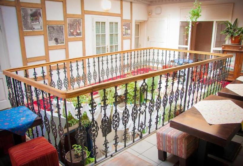 پانسیون Baščaršija Apartments & Rooms