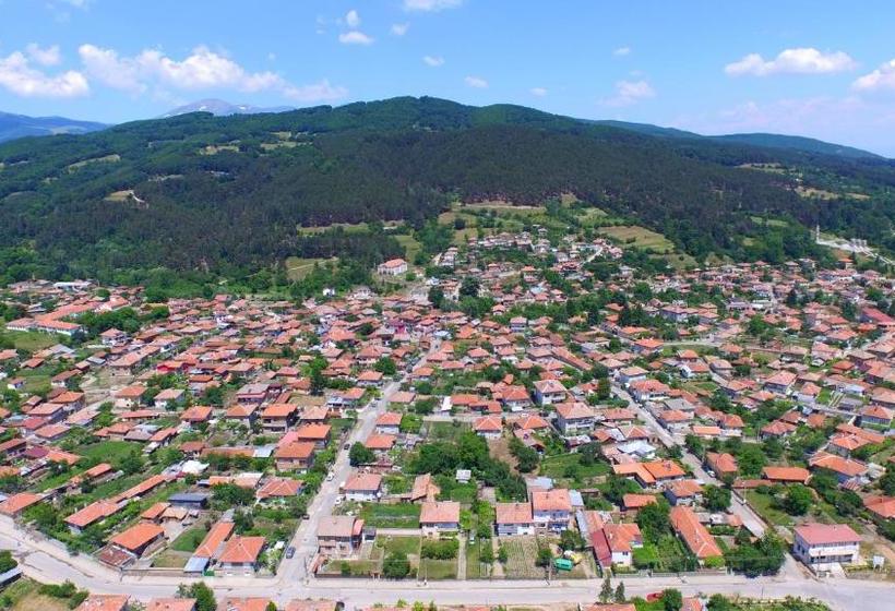 פנסיון Mania Guest House