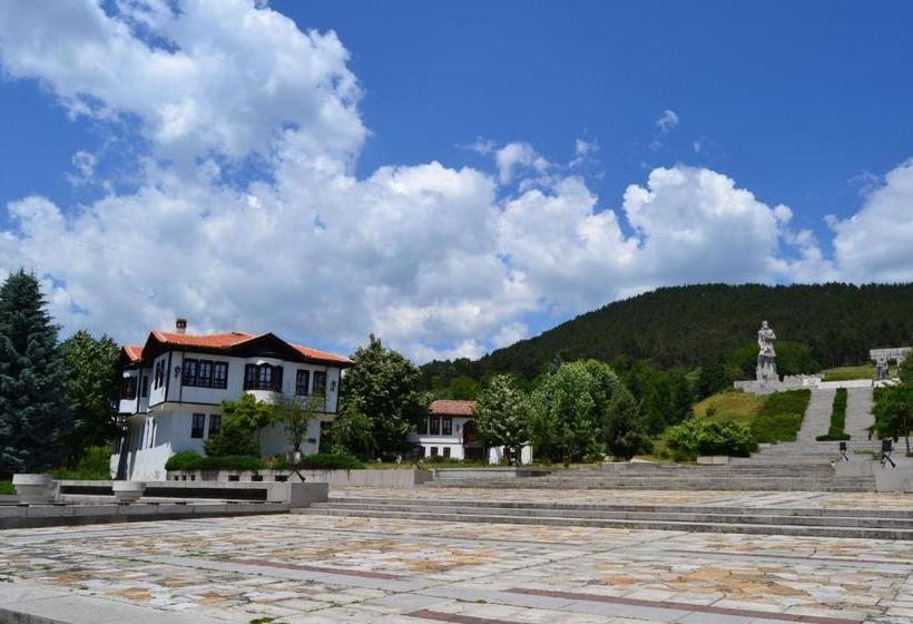 פנסיון Mania Guest House