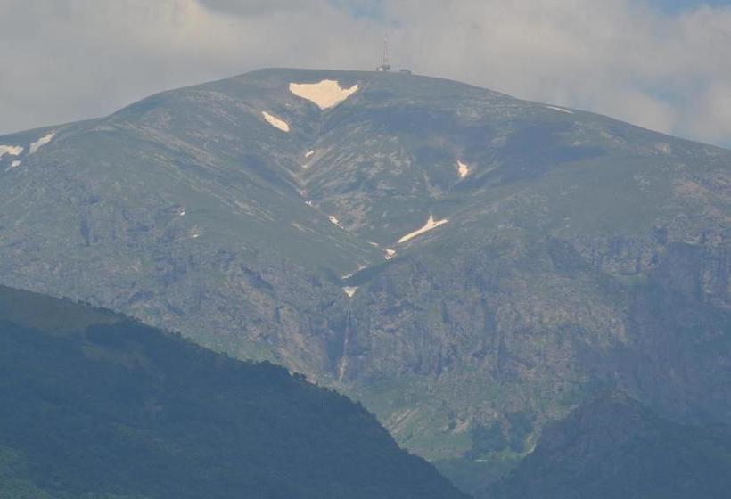 פנסיון Mania Guest House