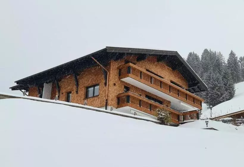 ペンション Haus Alpenglück