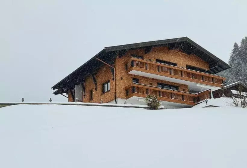 ペンション Haus Alpenglück