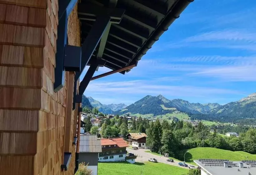 ペンション Haus Alpenglück