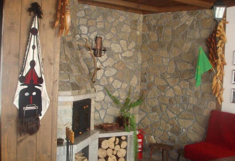 פנסיון Mania Guest House