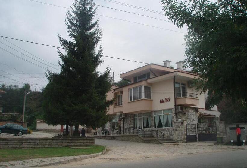 פנסיון Mania Guest House