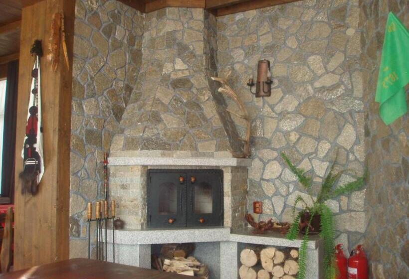 פנסיון Mania Guest House