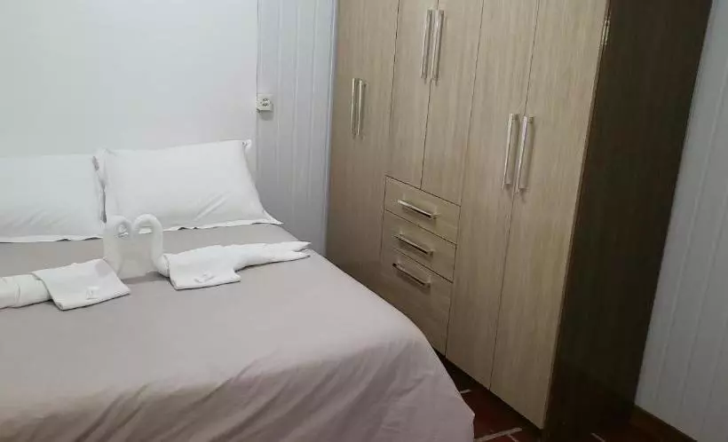 Majatalo Nova Pousada Mikas