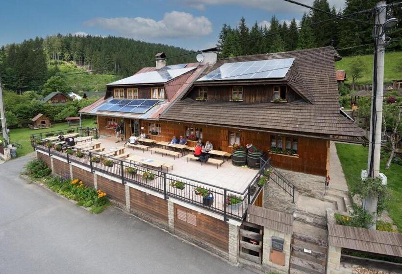 פנסיון Penzion Pod Pralesem