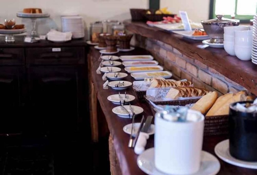 پانسیون Pousada Monte Azul