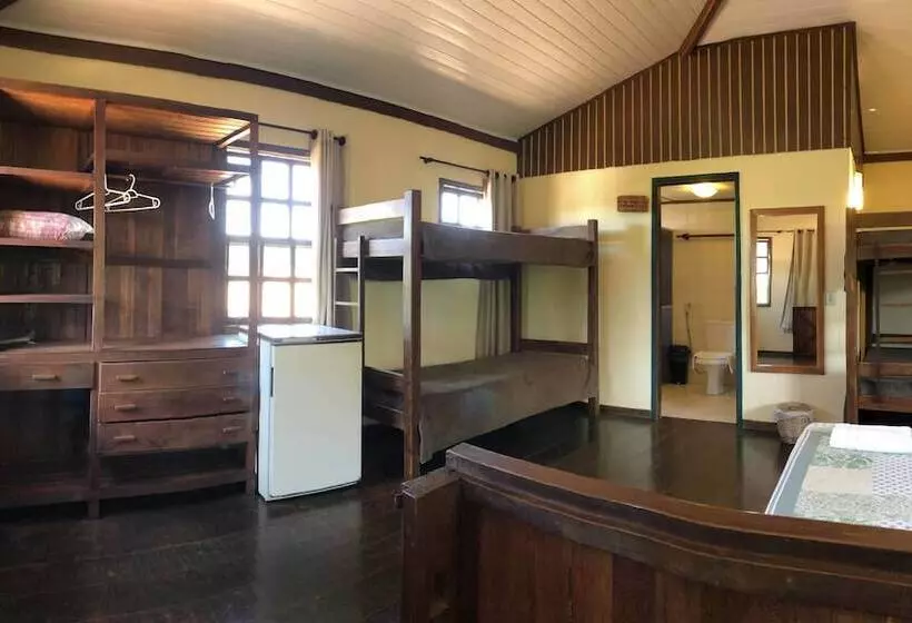 ペンション Pousada Monte Azul