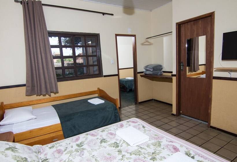 پانسیون Pousada Monte Azul