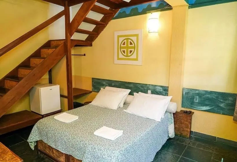 ペンション Pousada Monte Azul