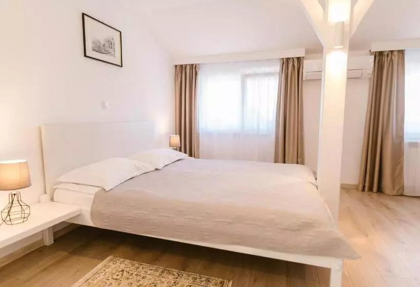 ペンション Villa Helvetia