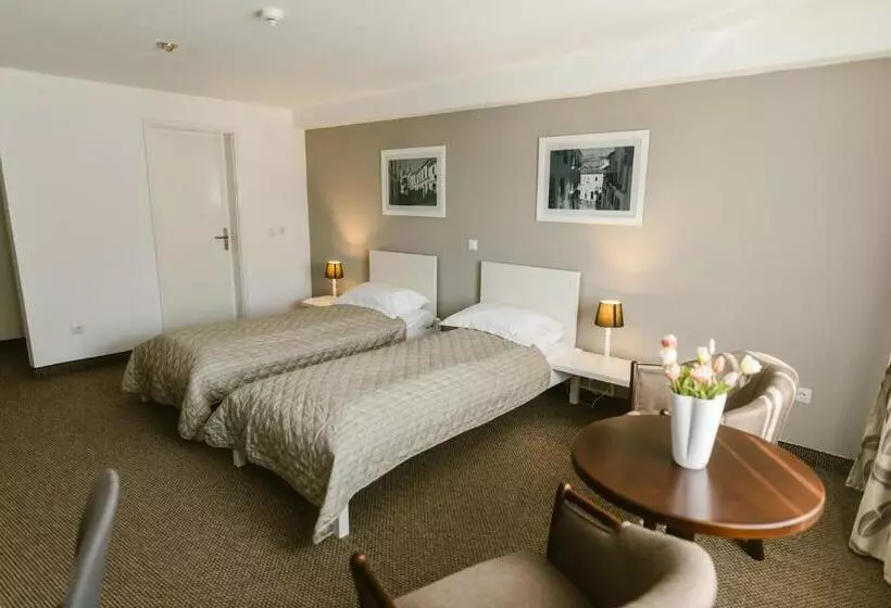 ペンション Villa Helvetia