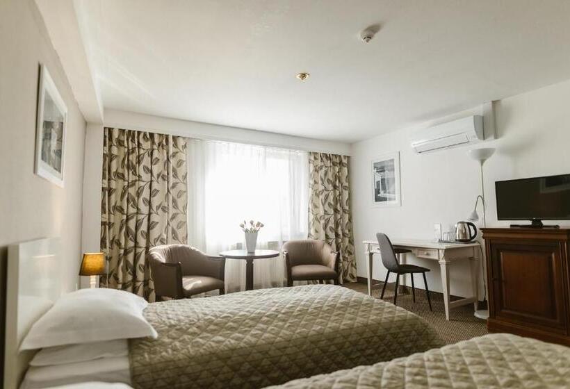 پانسیون Villa Helvetia