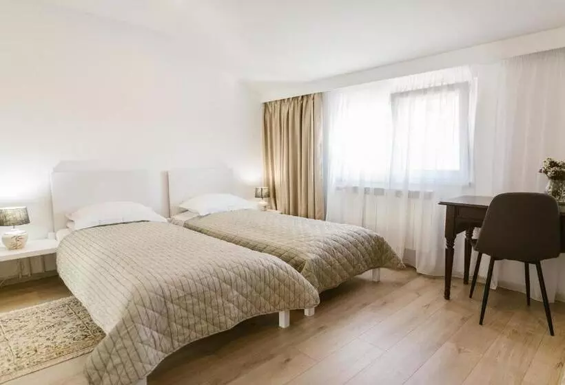 ペンション Villa Helvetia