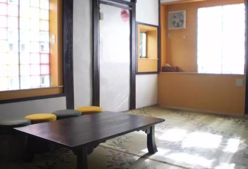 ペンション Wataya Inn