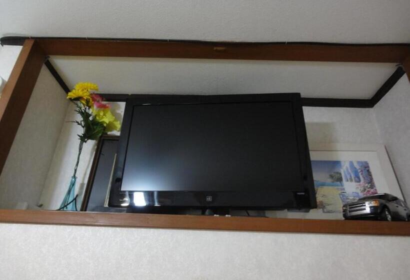 بنسيون Wataya Inn