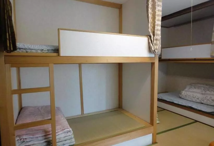 ペンション Wataya Inn