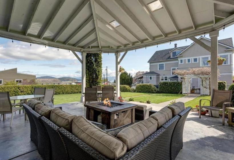 ユースホステル Nantucket Inn  Anacortes