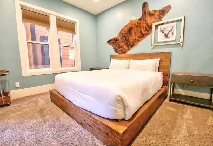 Retkeilymaja The Groveland