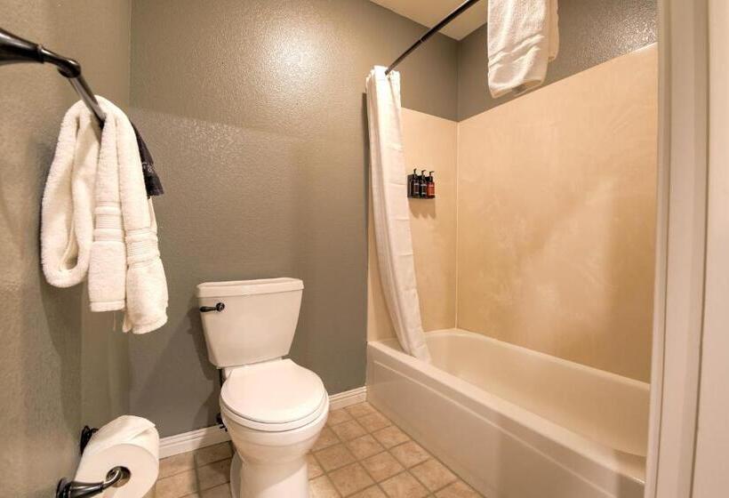 Общежитие The Groveland