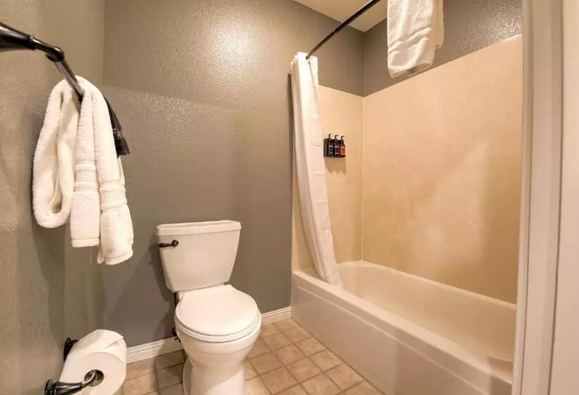 Retkeilymaja The Groveland