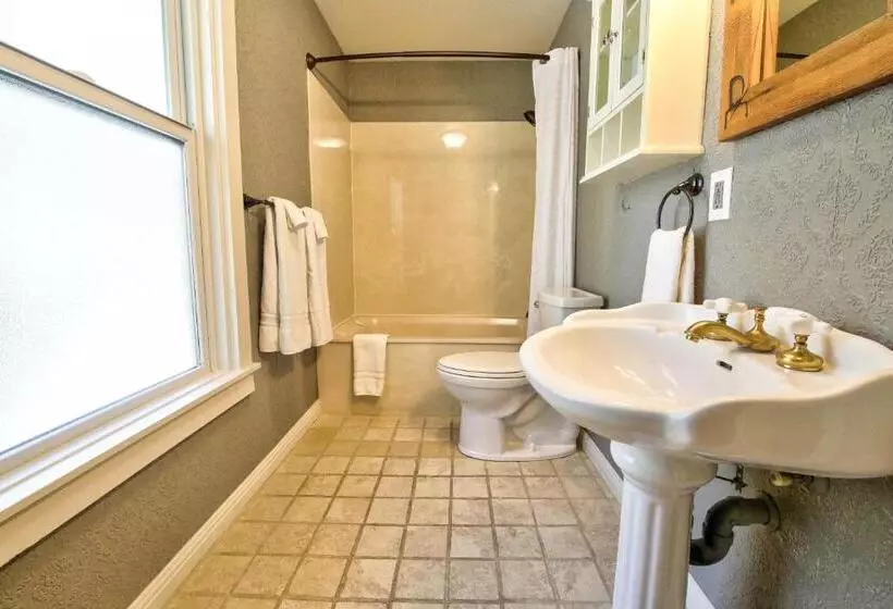 Retkeilymaja The Groveland