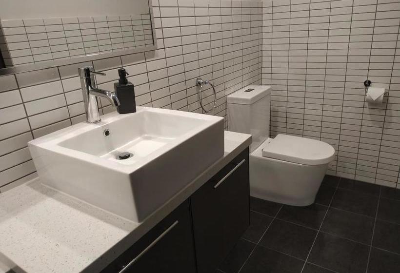 Glenelg Gateway Apartments