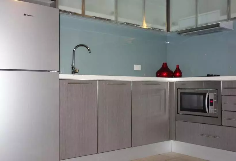 Glenelg Gateway Apartments