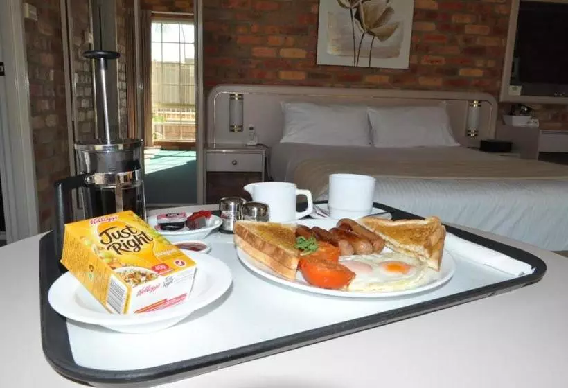 Mollymook Surfbeach Motel & Apartments