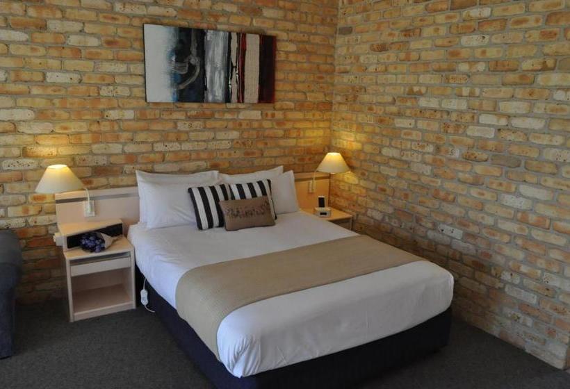 Mollymook Surfbeach Motel & Apartments