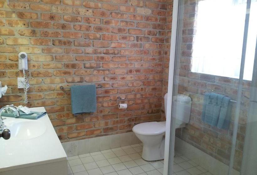 Mollymook Surfbeach Motel & Apartments