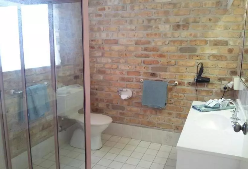 Mollymook Surfbeach Motel & Apartments