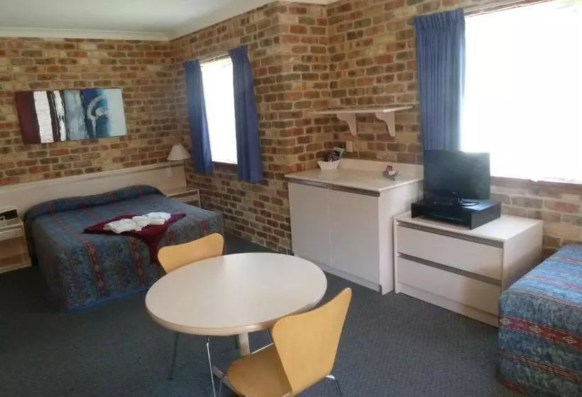 Mollymook Surfbeach Motel & Apartments