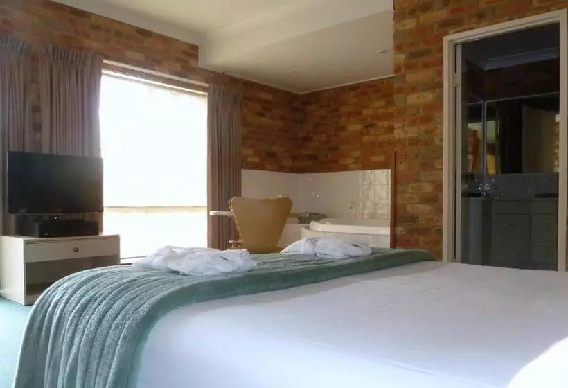 Mollymook Surfbeach Motel & Apartments