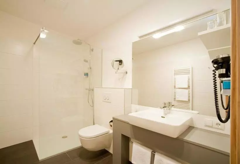 Majatalo Gasthof Restaurant Zum Brauhaus