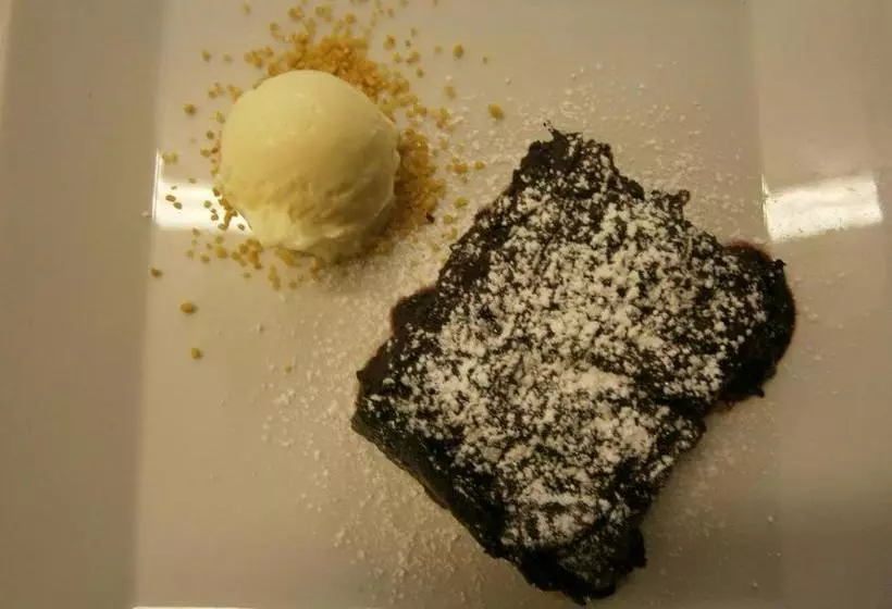 Majatalo Gasthof Restaurant Zum Brauhaus