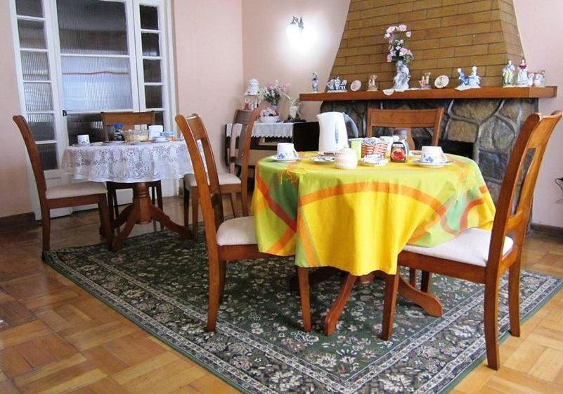 Pension Hostal Andalue Temuco