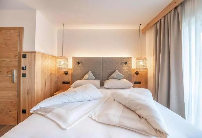 ペンション Löckerwirt