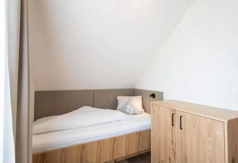 ペンション Löckerwirt