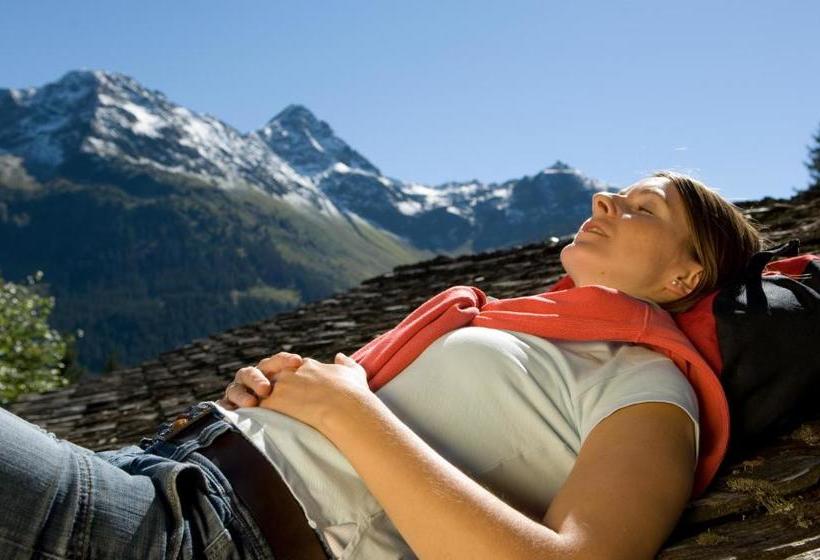 ペンション Panoramagasthof Kristberg