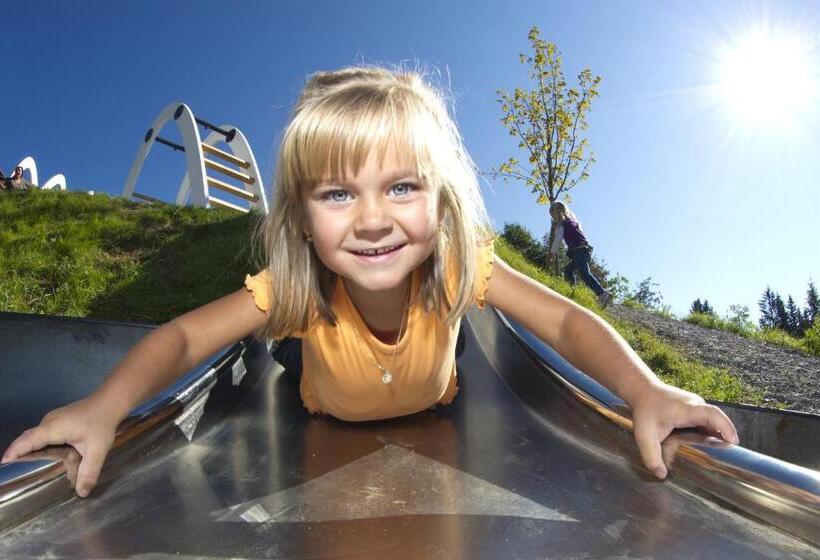 ペンション Panoramagasthof Kristberg