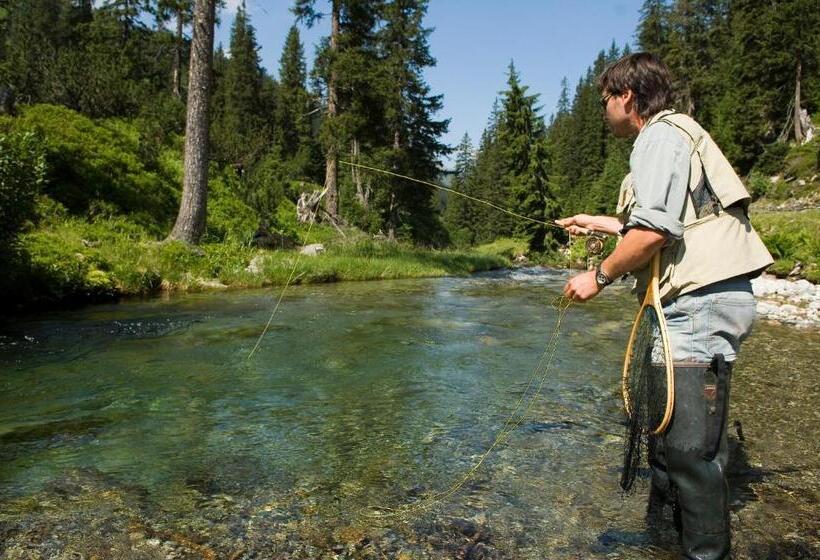 ペンション Panoramagasthof Kristberg