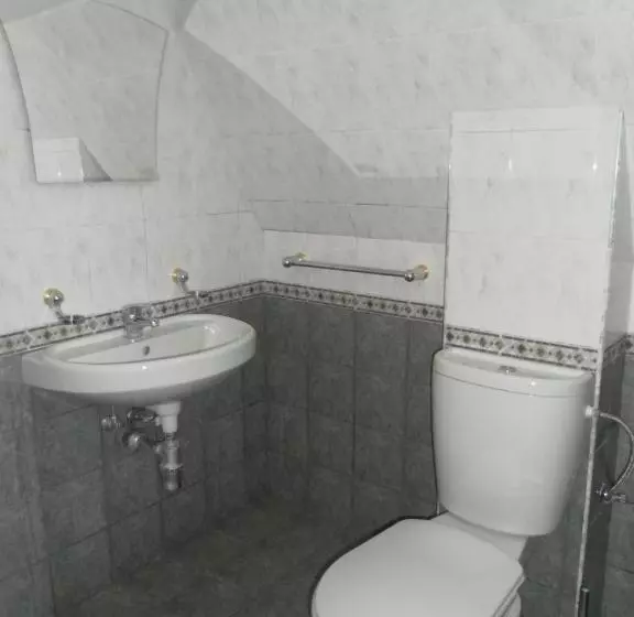 Majatalo Villa Mari Guest Rooms