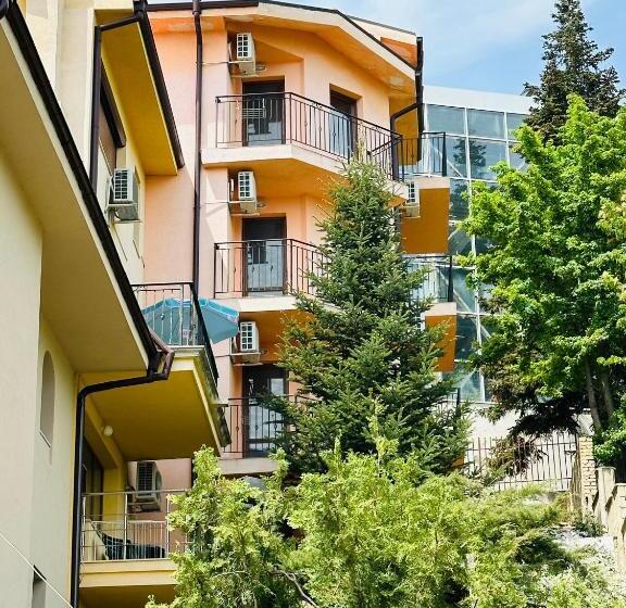 پانسیون Villa Mari Guest Rooms