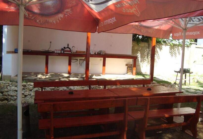 پانسیون Villa Mari Guest Rooms