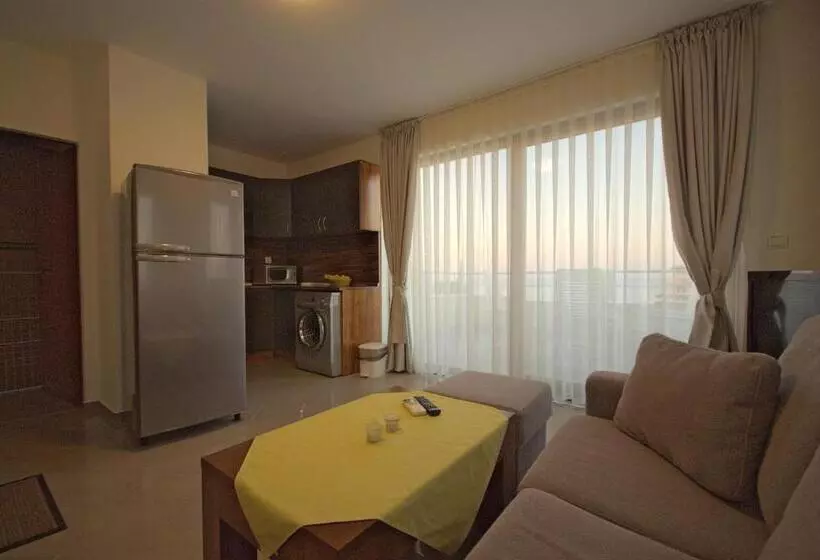 Seagarden Villa Resort