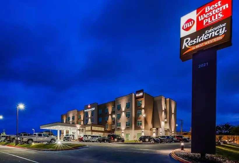 Hotelli Best Western Plus Executive Residency Austin   Round Rock